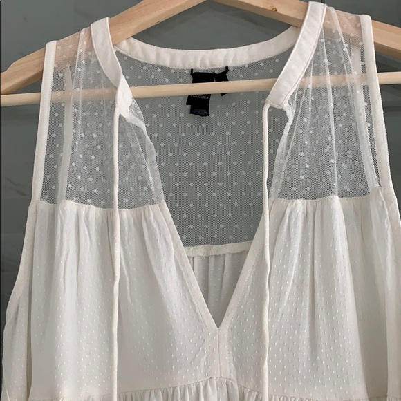 Volcom Pretty Sleeveless White Top - Picture 2 of 9